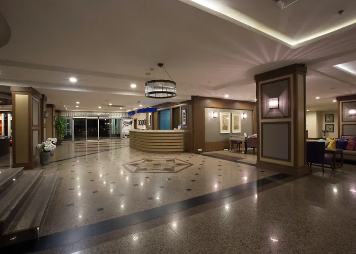 Insula Resort & SpaSpa Hotel